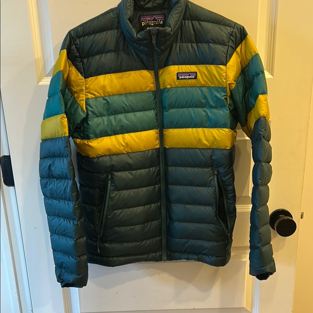 Patagonia Down Jacket great used condition mens XS/ womens small